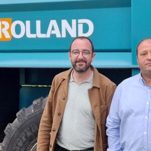 oseph Emily (sur la gauche), directeur de cette nouvelle filiale, ainsi que Johann Fauviau, Responsable Régional des Ventes.