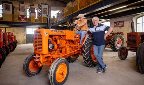 Enchères exceptionnelles : la prestigieuse collection de tracteurs anciens RAMBACH vendue le 11 juillet par IVOIRE TROYES