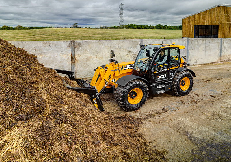 JCB complète sa gamme de télescopiques, 7 m de levage et plus de performance