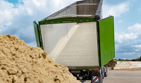 Nouvelle semi-remorque SX : Schwarzmüller et KRONE renforcent leur offre agro-logistique