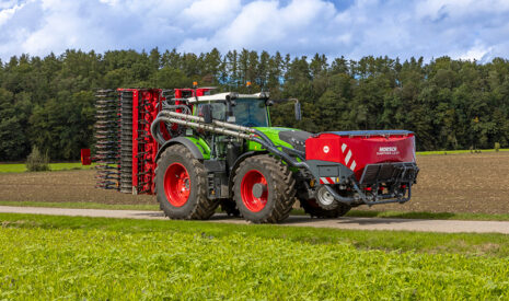 HORSCH lance ses trémies frontales nouvelle génération avec caméra intégrée