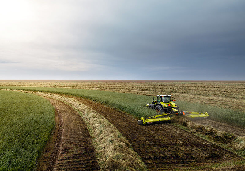 CLAAS dévoile la DISCO 1100 DIRECT SWATHER : une faucheuse de 10,70 m pour des andains jusqu’à 21 m !