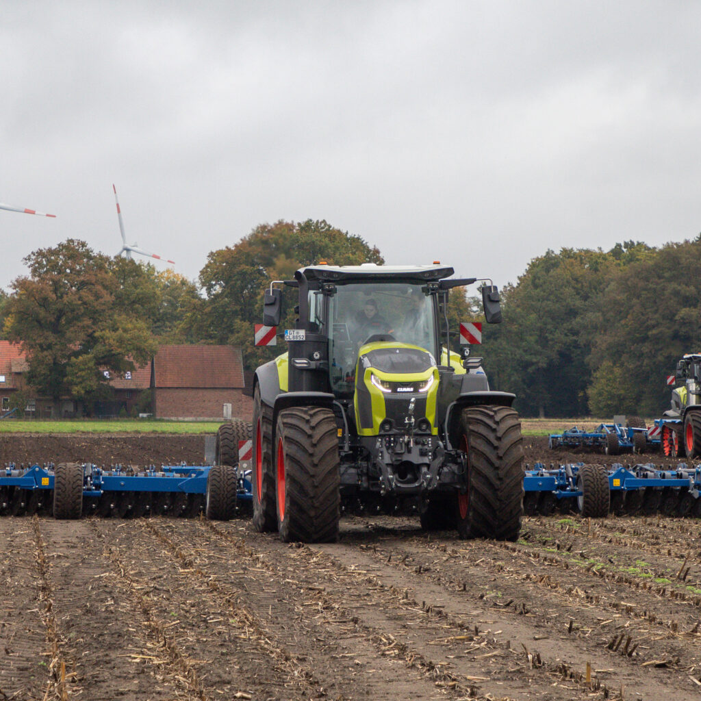 le nouveau tracteur Claas Axion série 9