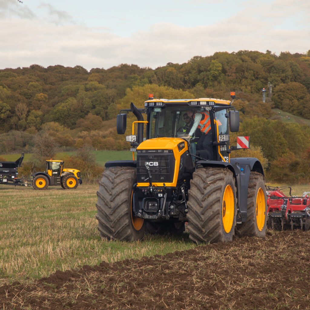 Tracteur JCB