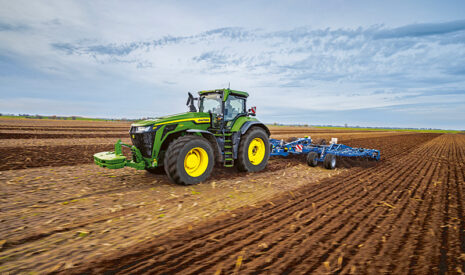 John Deere série 8 s&rsquo;agrandit avec de nouveaux modèles pour les grandes exploitations