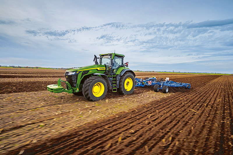 John Deere série 8 s&rsquo;agrandit avec de nouveaux modèles pour les grandes exploitations