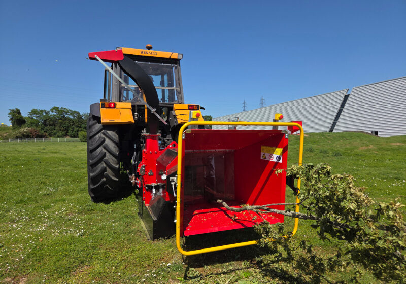 AGRAM présente le broyeur de branches JET-CHIPPER 802 PRO pour les professionnels