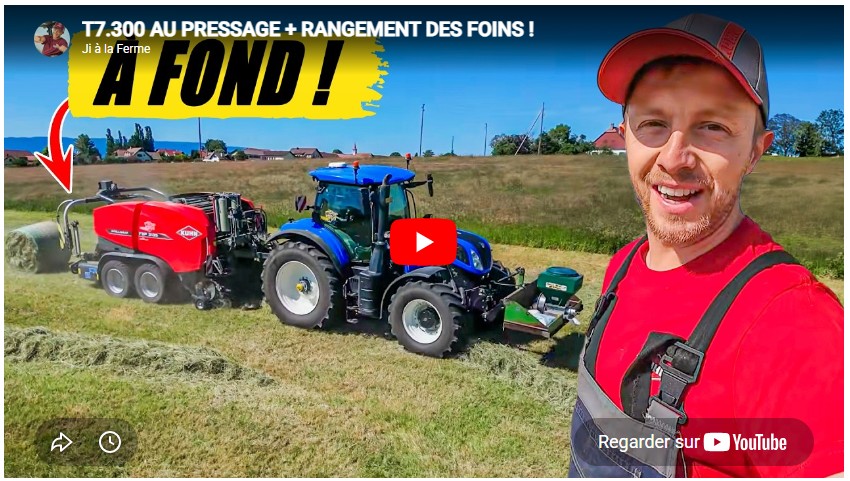 T7.300 au pressage + rangement des foins !