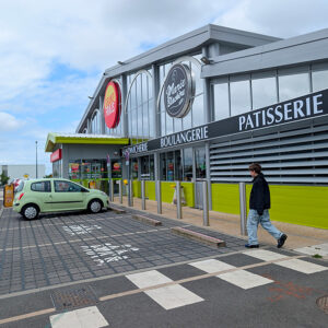 Grand Frais fait bouillir la distribution