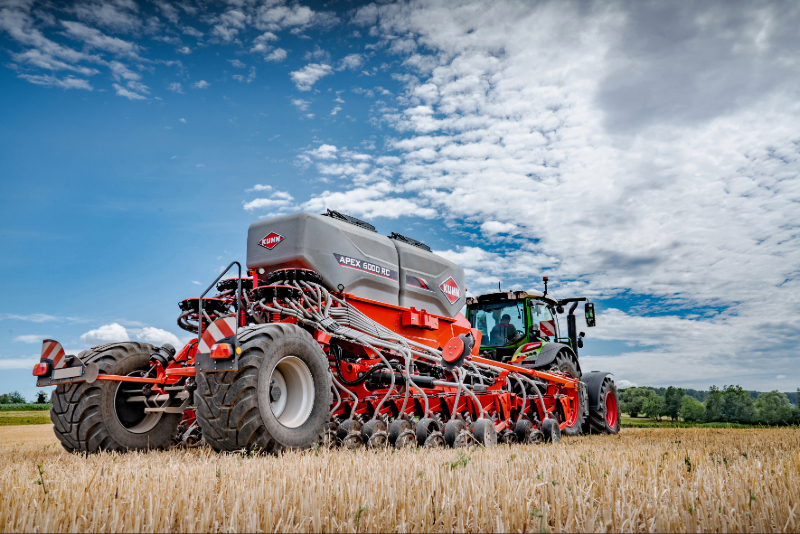 KUHN présente la gamme APEX de semoirs pneumatiques pour le semis direct