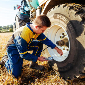 Michelin présente le pneumatique WORKXBIB pour remorques agricoles